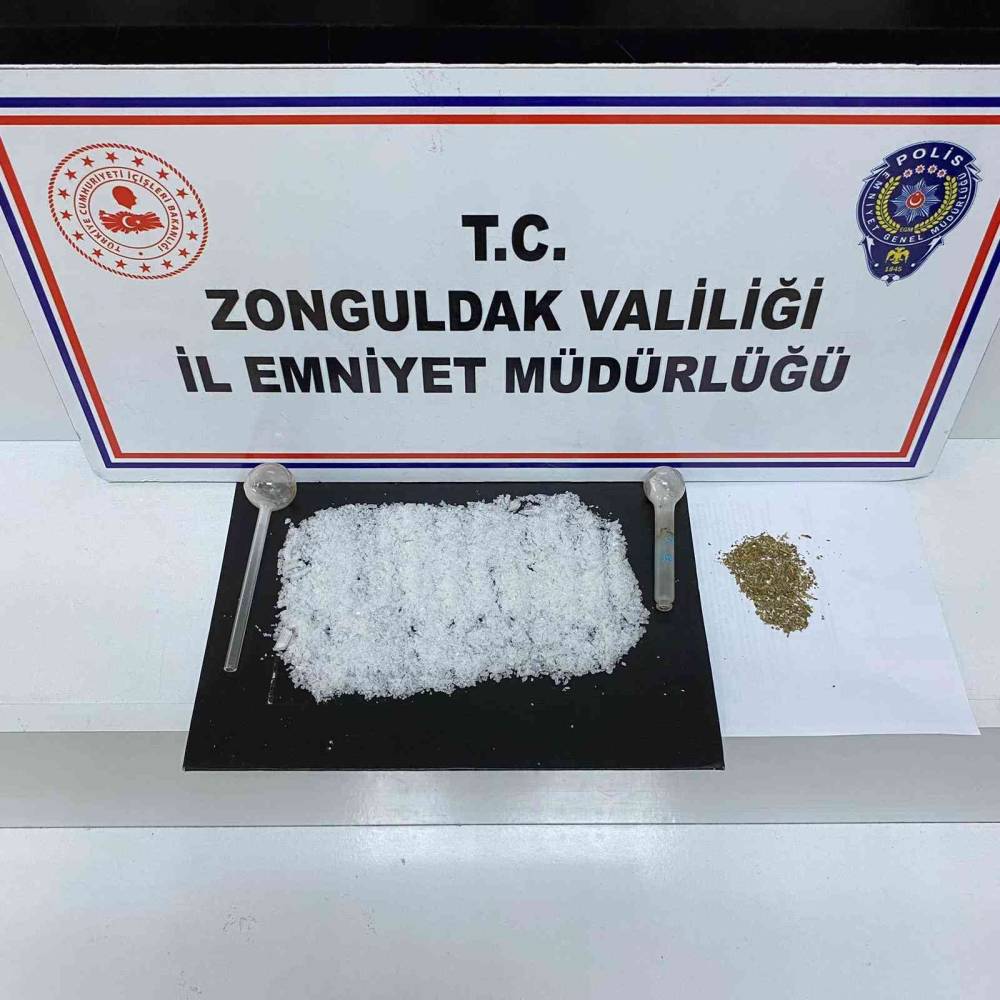 Zonguldak’ta uyuşturucu operasyonu: 3 tutuklu