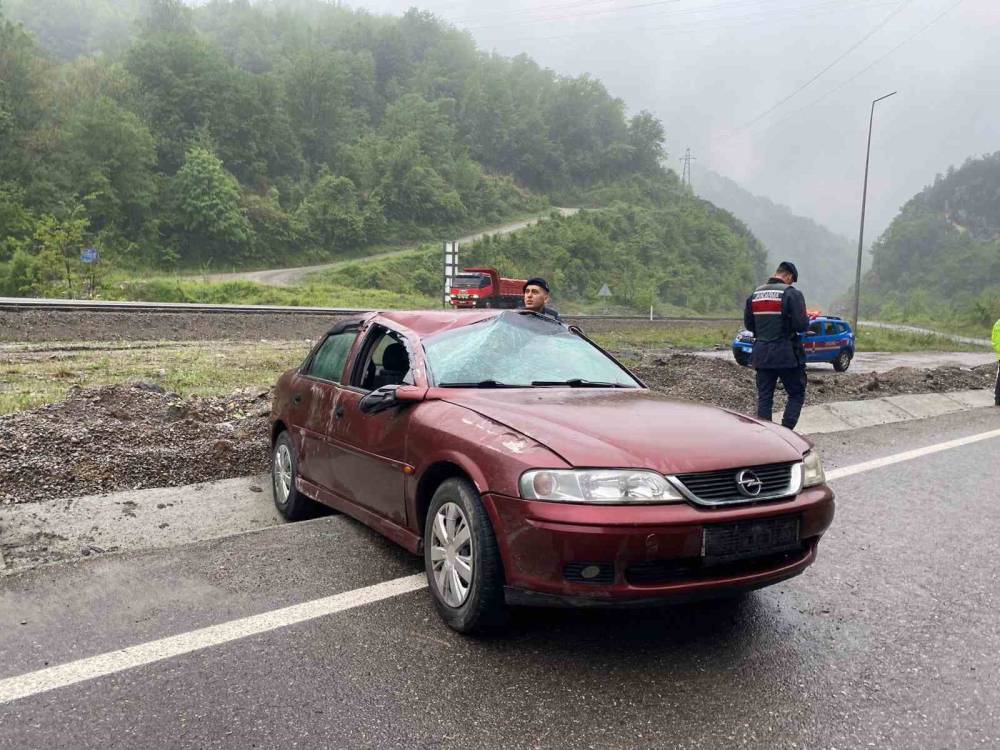 Zonguldak’ta trafik kazası; 2 yaralı