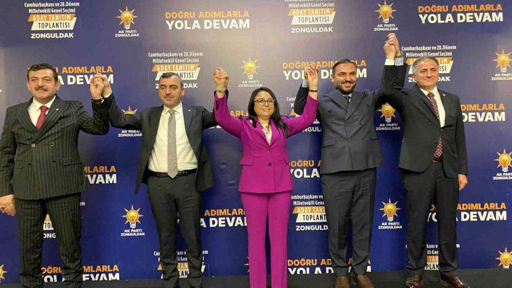 AK Parti adaylarını tanıttı