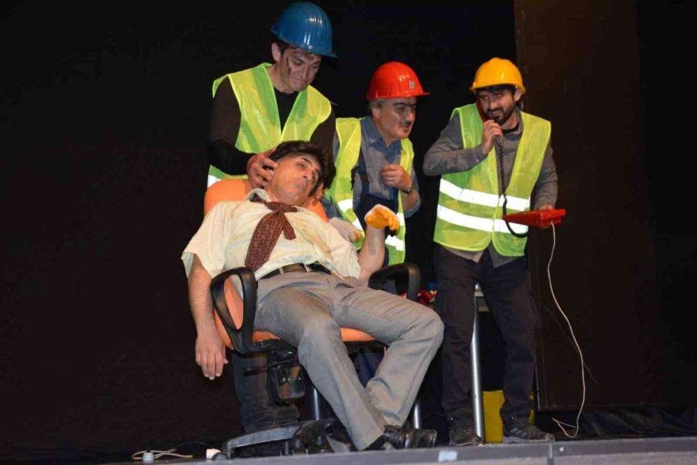 Çaycuma’da Japon Kuklası sahnelendi