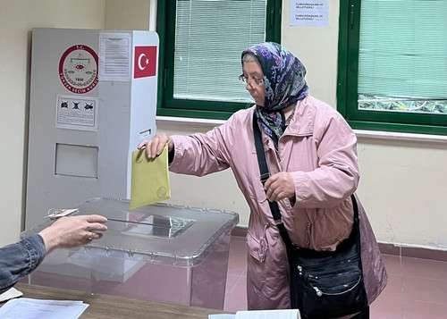 Zonguldak`ta, Oy verme işlemleri başladı.